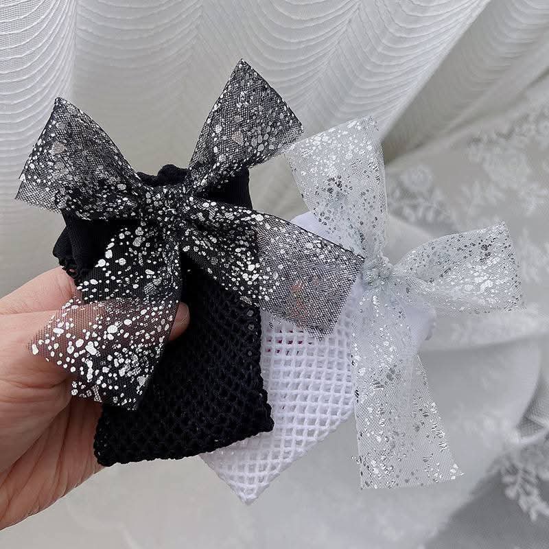 Shiny net bow sock