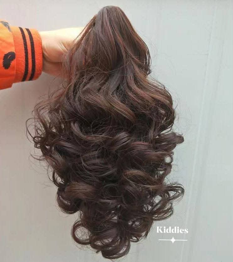 Curly Rolled Hair