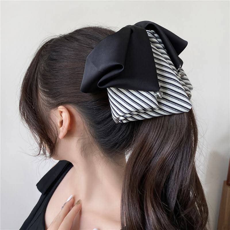 Bow Punch clip