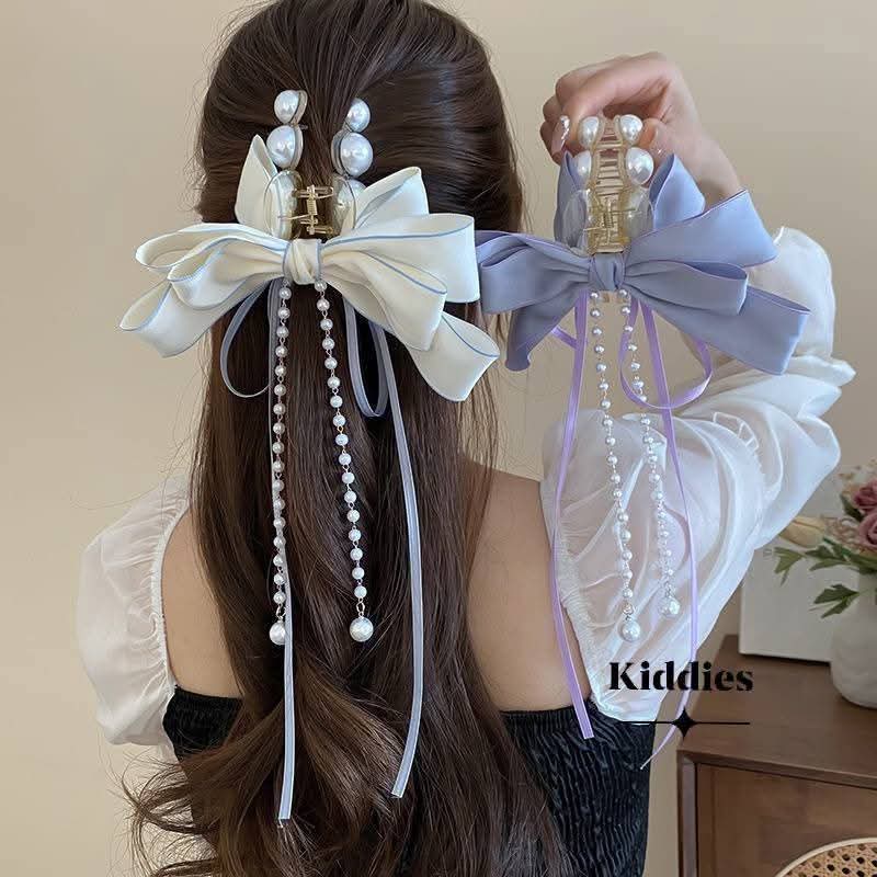 Pearl bow punch clip
