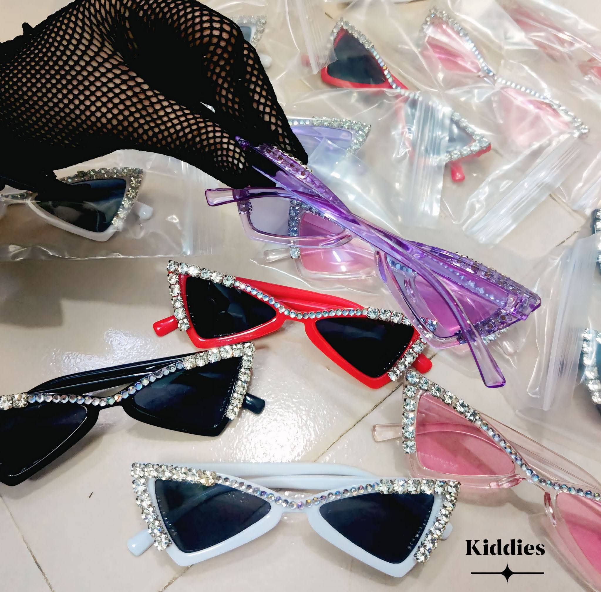 Triangle Frame Diamond Sunglasses..