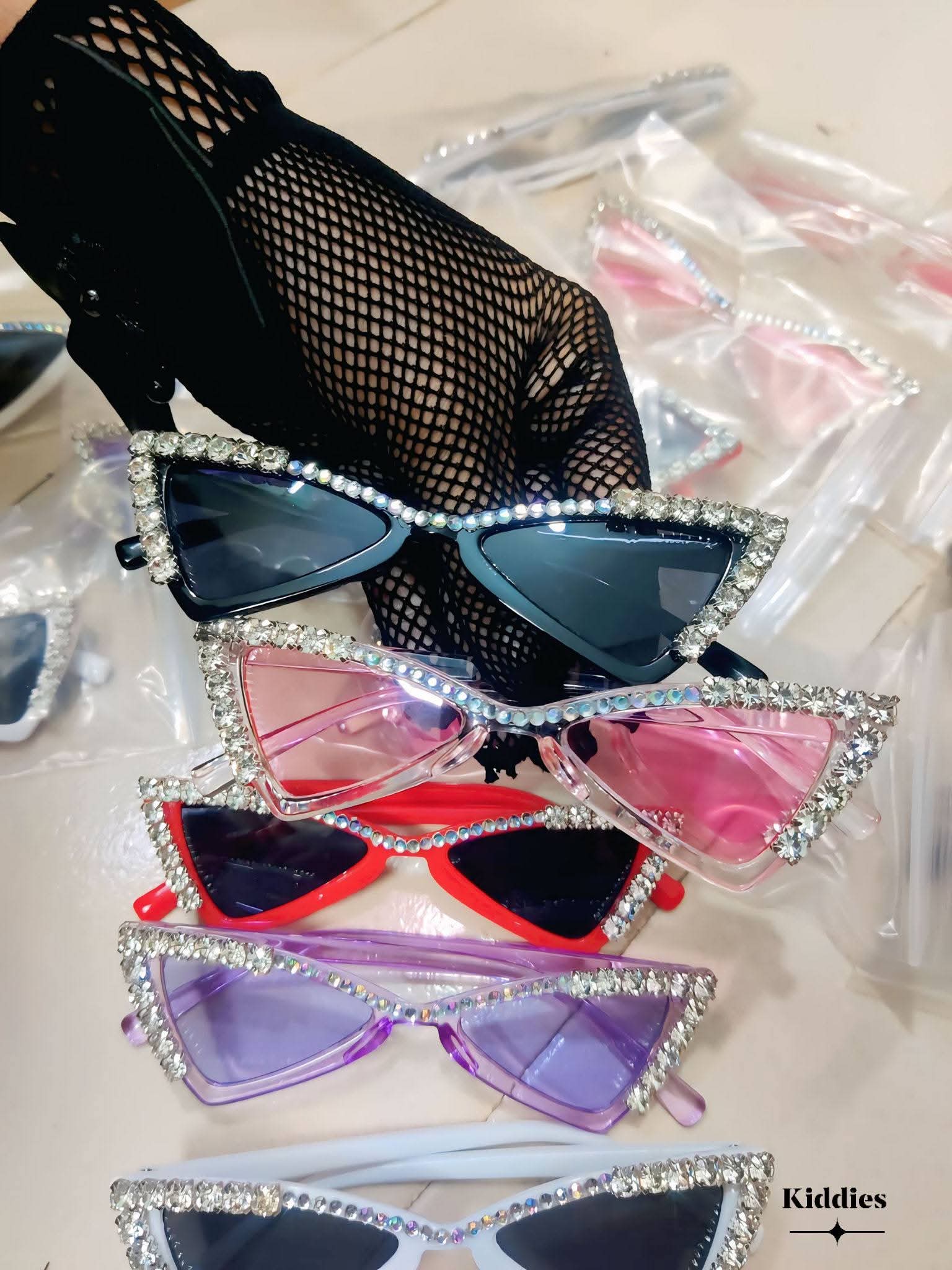 Triangle Frame Diamond Sunglasses..