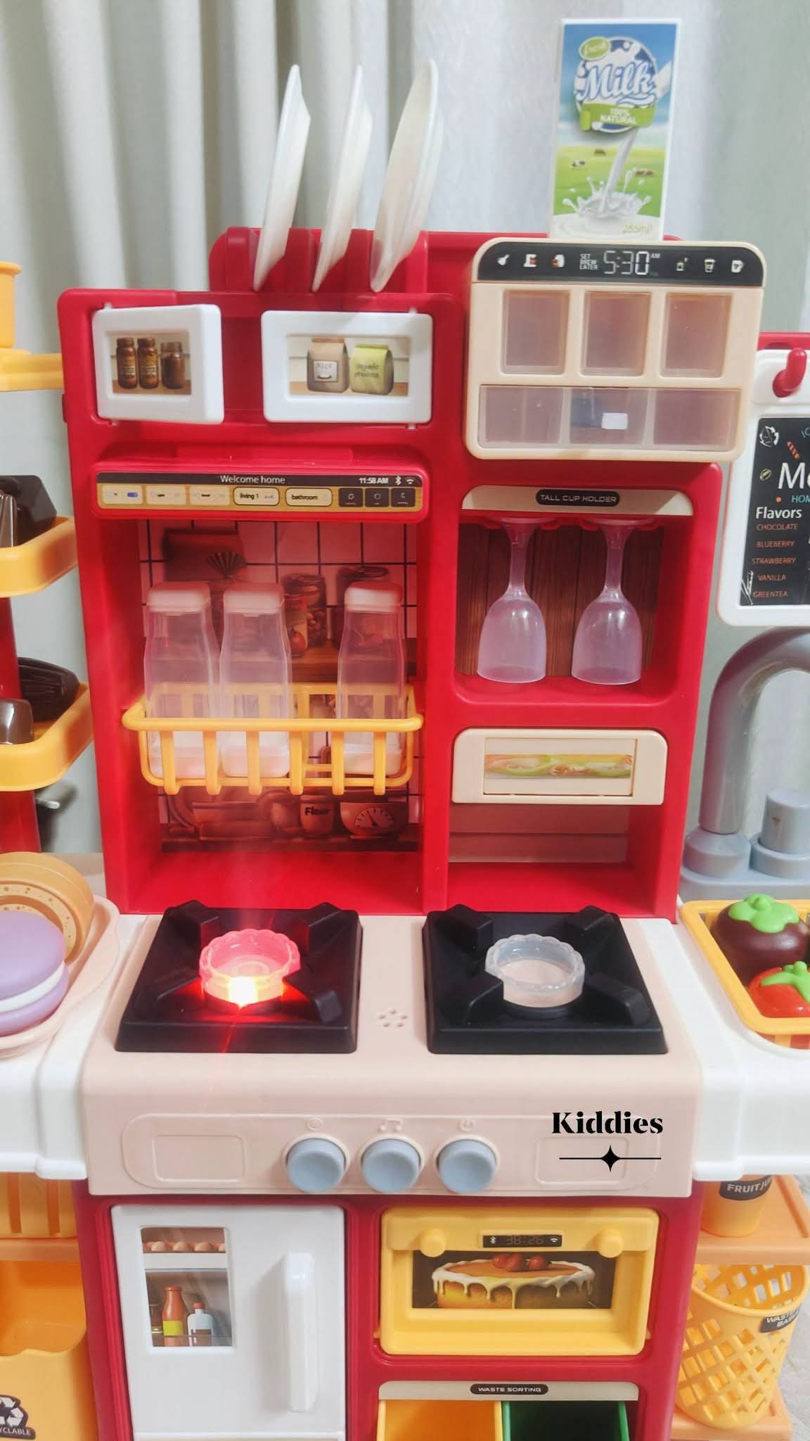 Mini Red kitchen