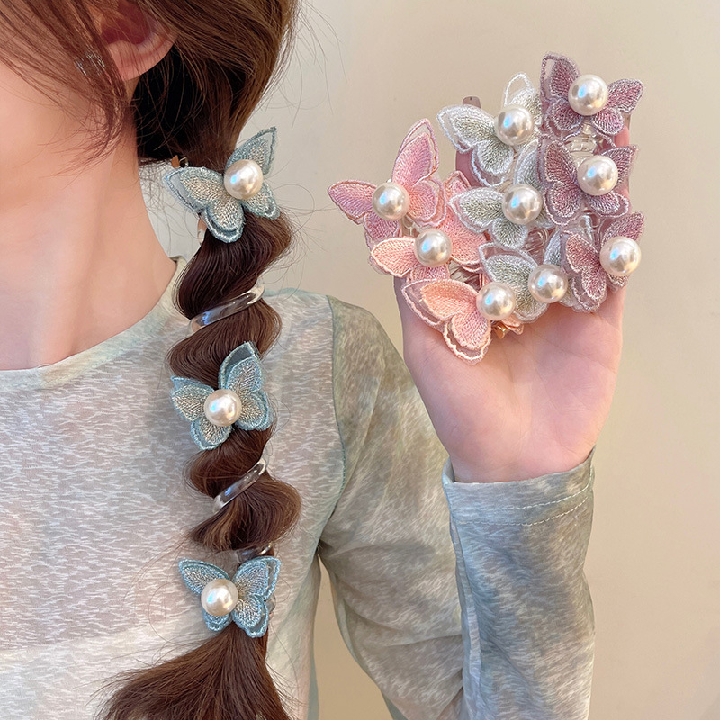 Butterfly twist clip